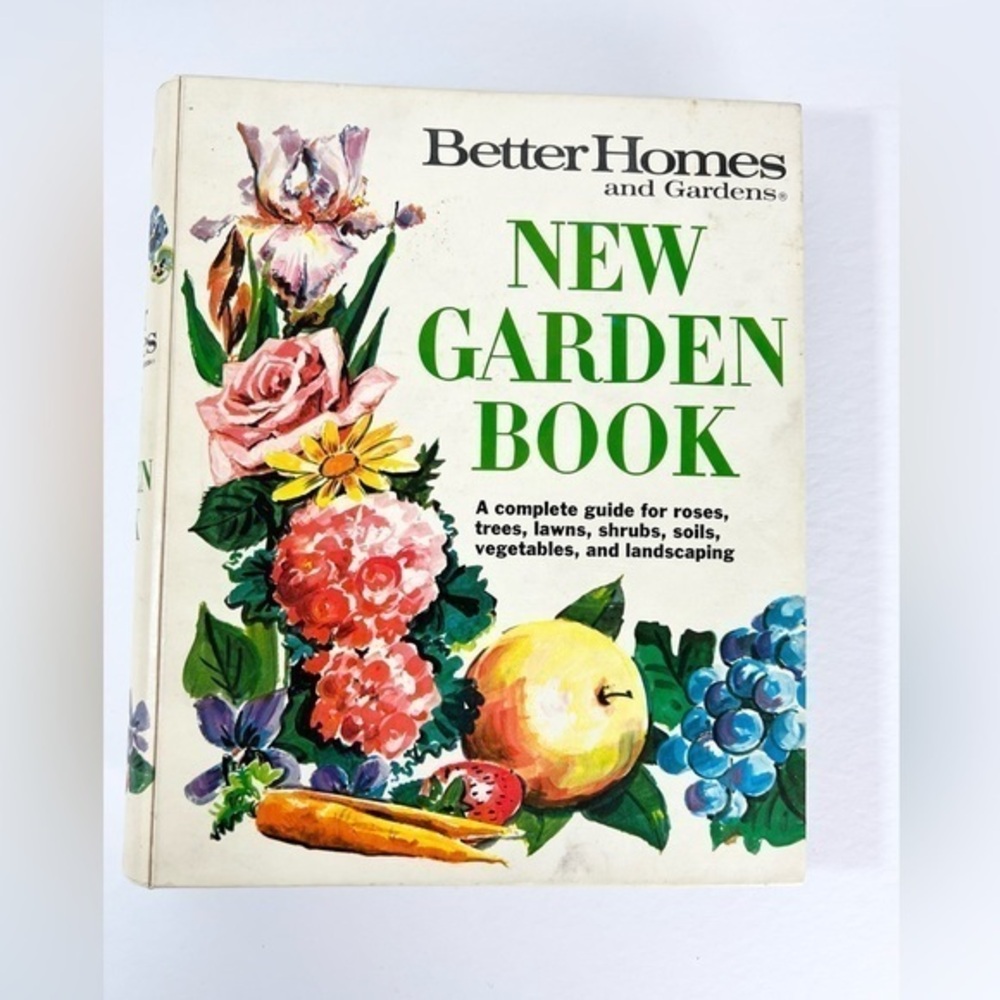 Better‎ Homes and Gardens: New Garden Book Vintage 1968, hardcover Binder